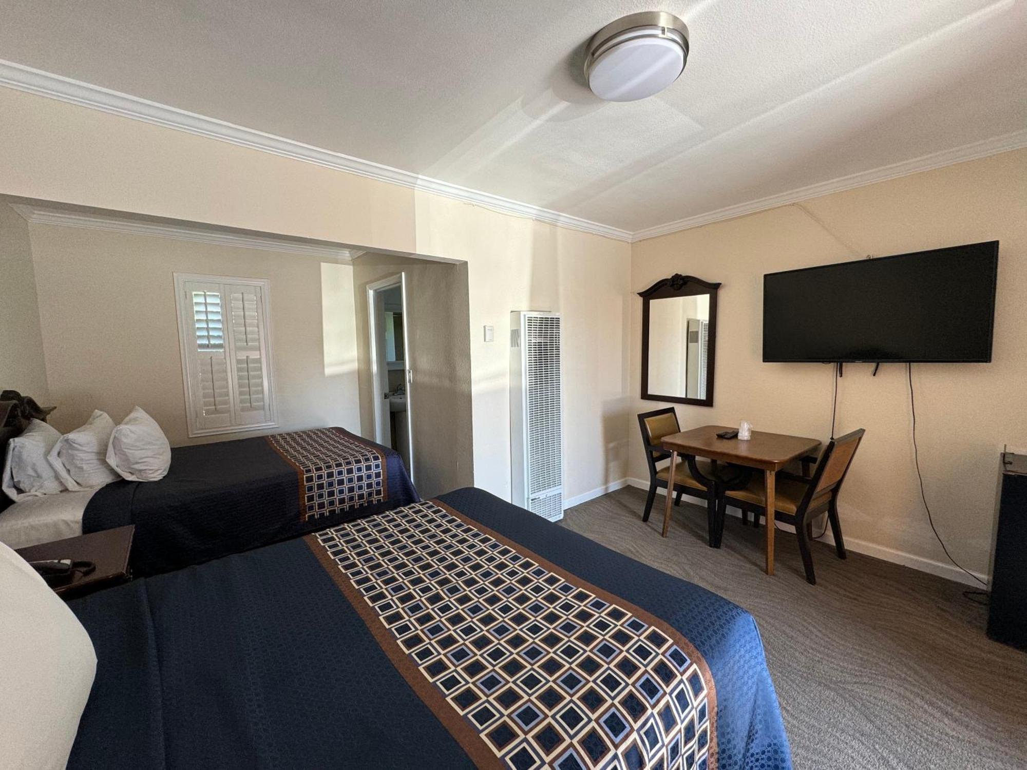 Motel Tamalpais 2*